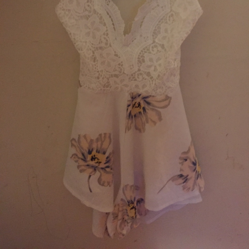 1 small available - Picture 7 of 7
